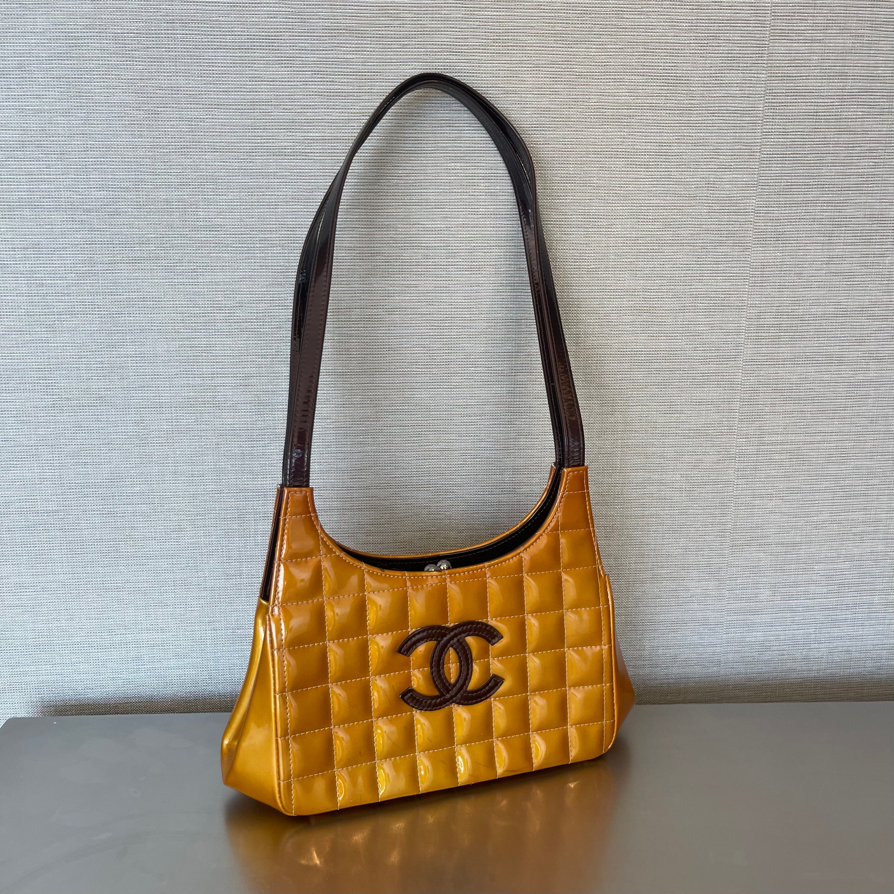 Chanel Y2K Chocolate Bar Patent Leather Shoulder Bag – Front Page 