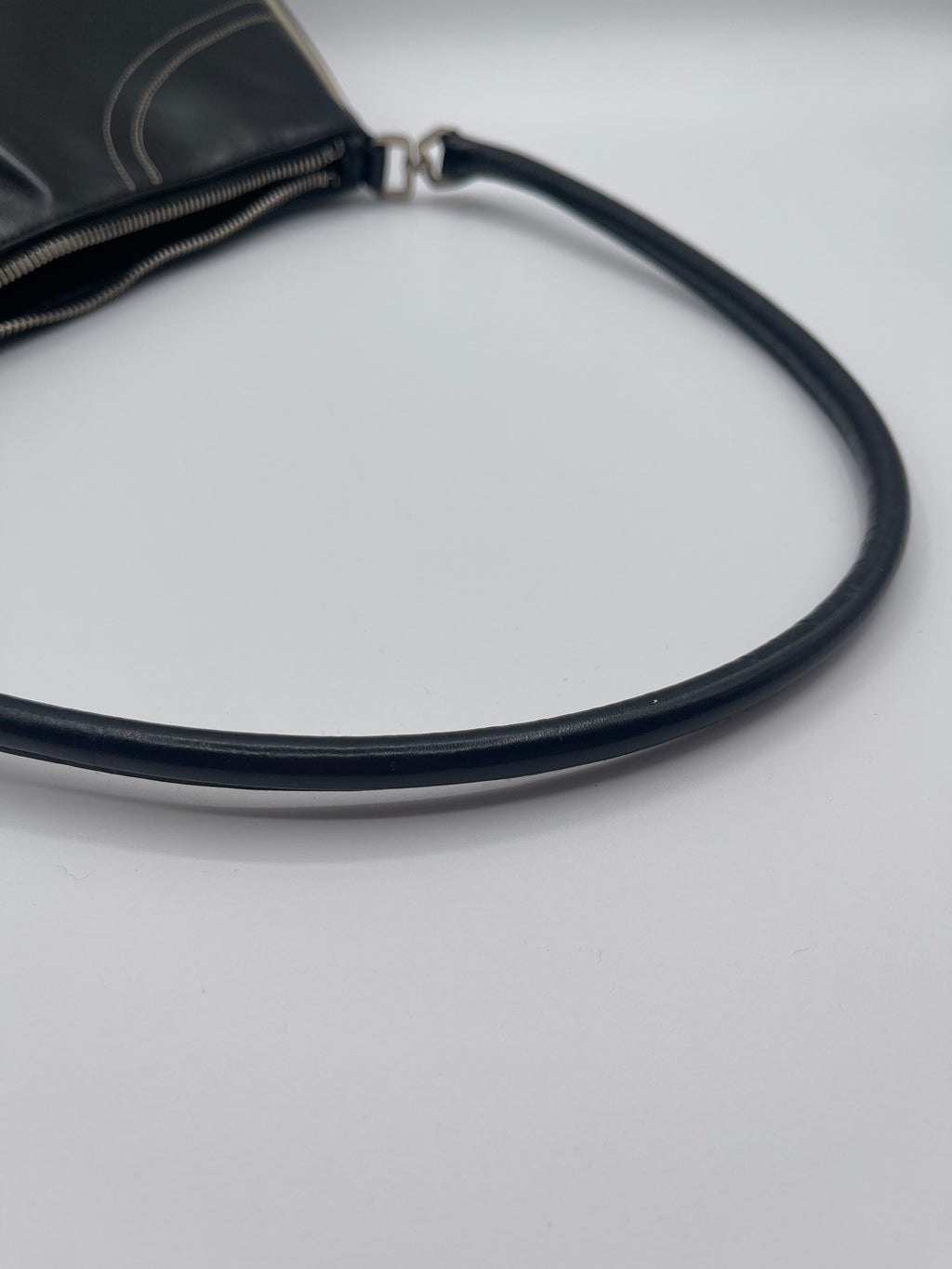 Prada Shoulder Bag – Fall/Winter 2000 Collection