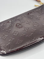 Louis Vuitton Monogram Vernis Pochette